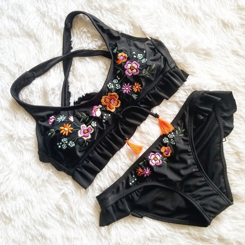California Sunshine Embroidered Tassel Bikini